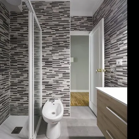 Apartamento En El Corazon De Con 4 Y Garaje Gratuito - Es-210-4 Apartment